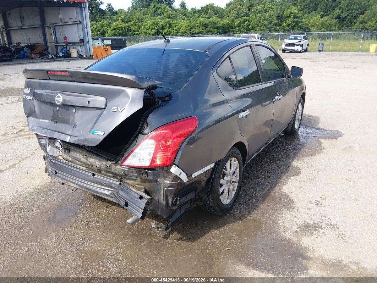 2015 NISSAN VERSA 1.6 SV — снимка 4