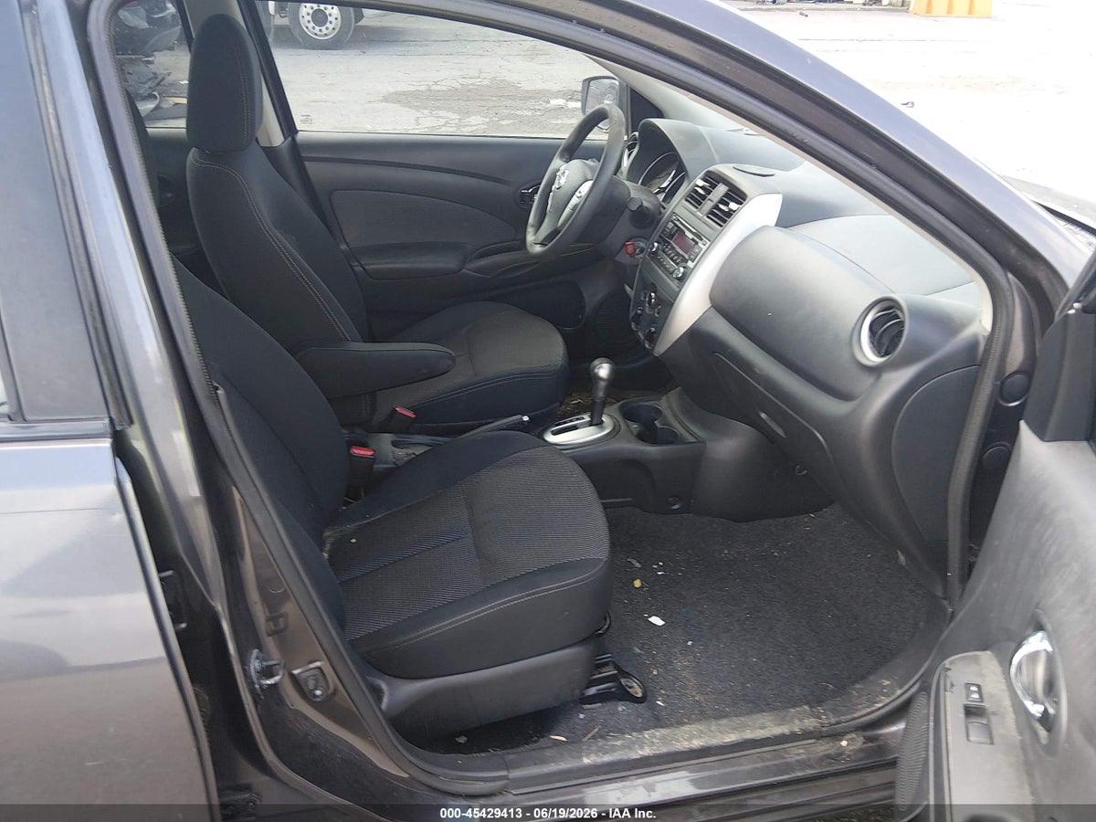 2015 NISSAN VERSA 1.6 SV — снимка 5