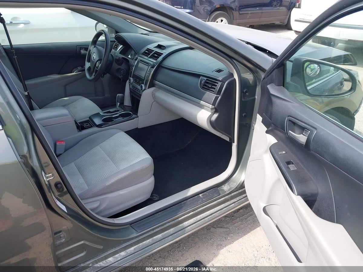2014 TOYOTA CAMRY LE — снимка 5