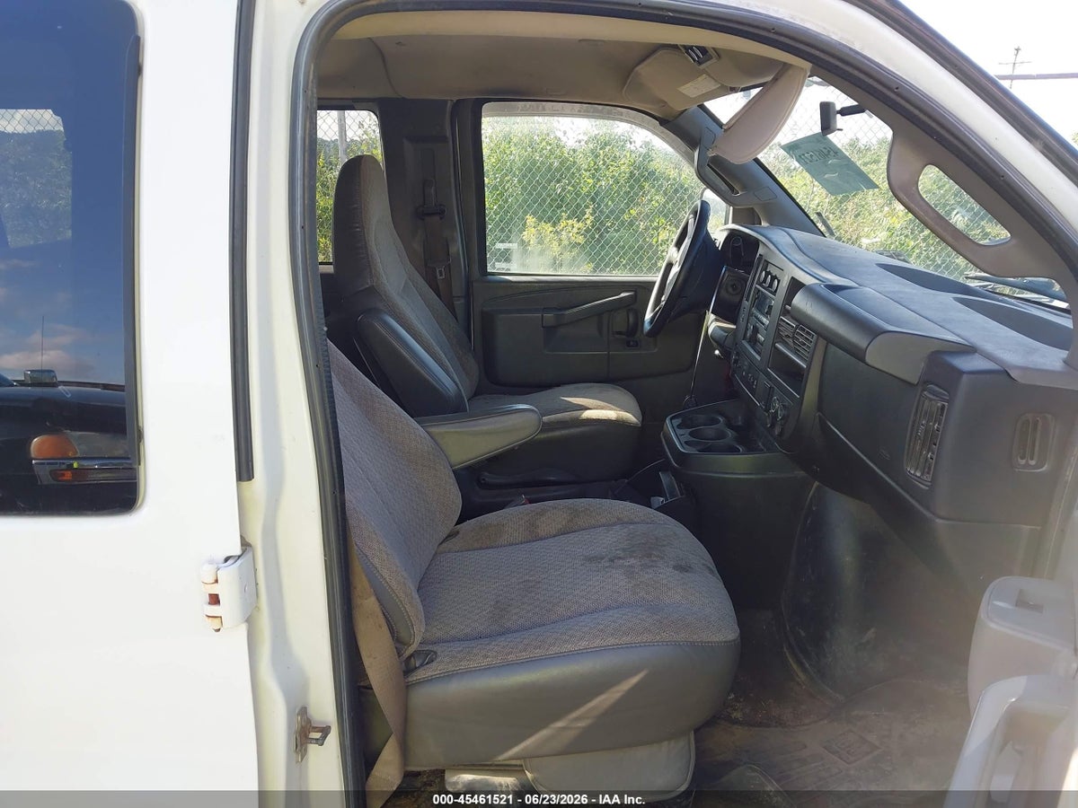 2017 CHEVROLET EXPRESS 3500 LT — снимка 5
