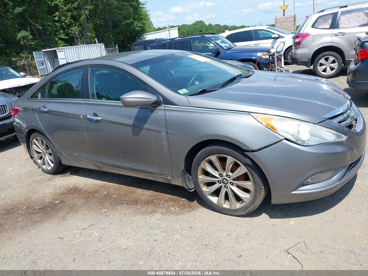2013 HYUNDAI SONATA SE