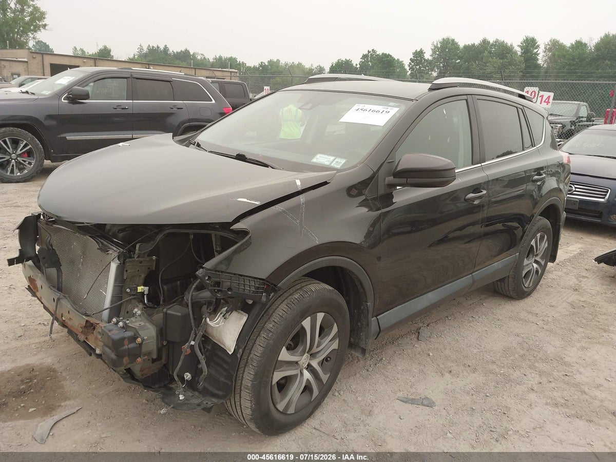 2018 TOYOTA RAV4 LE — снимка 2