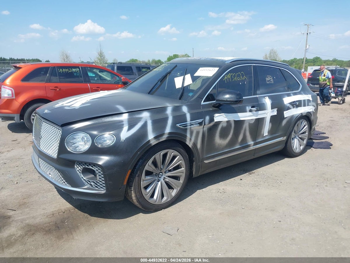 2021 BENTLEY BENTAYGA V8 — снимка 2