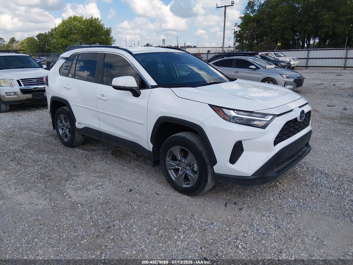 2024 TOYOTA RAV4 HYBRID XLE