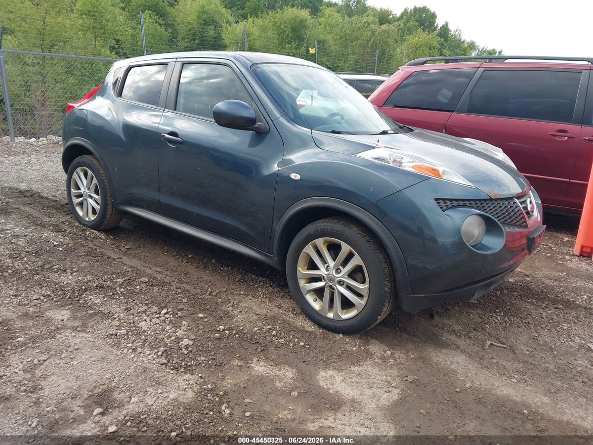 2013 NISSAN JUKE SV