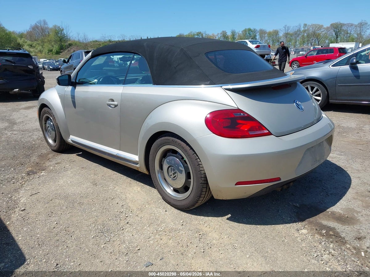 2013 VOLKSWAGEN BEETLE 2.5L — снимка 3