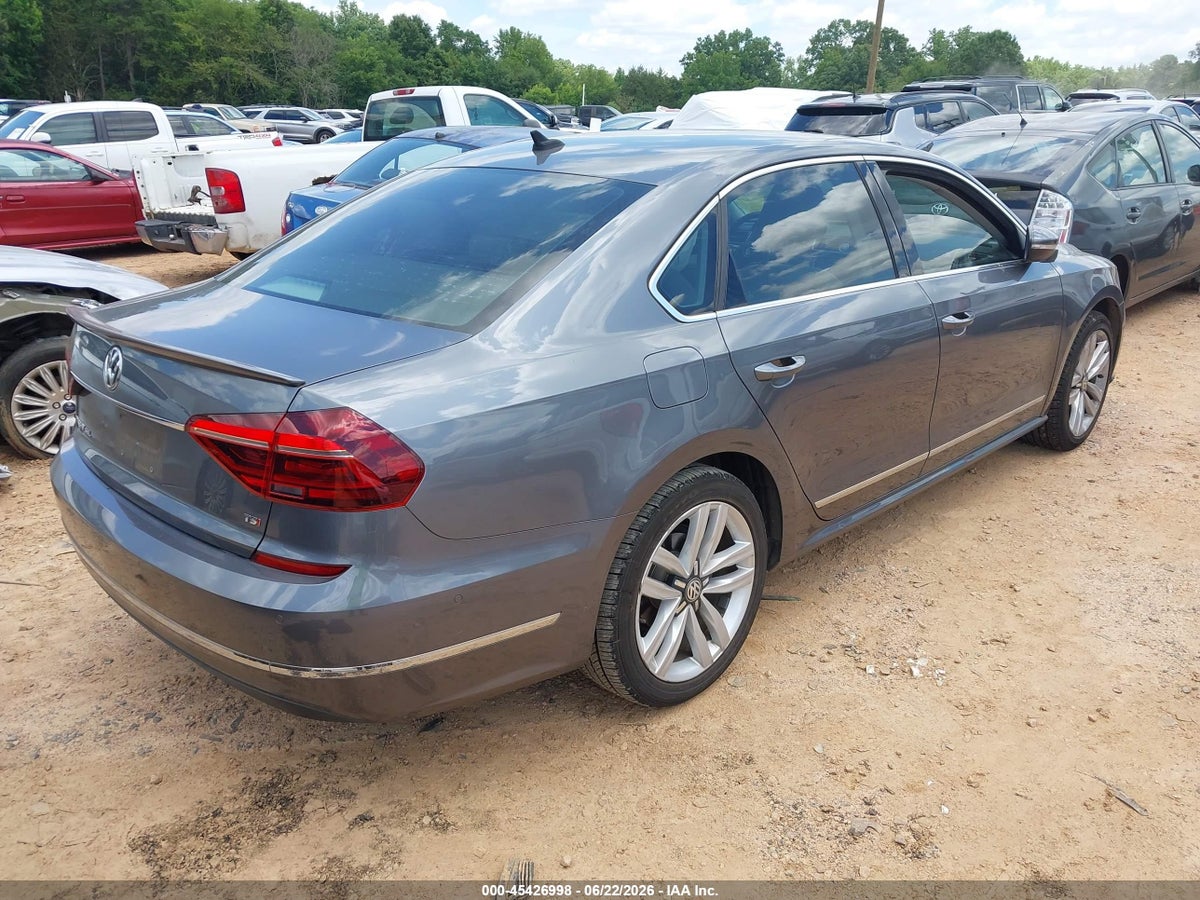 2017 VOLKSWAGEN PASSAT 1.8T SEL PREMIUM — снимка 4