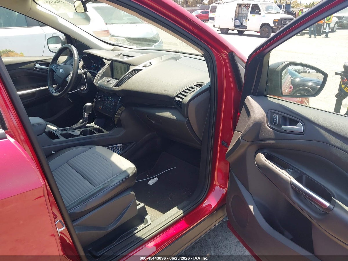 2017 FORD ESCAPE SE — снимка 5