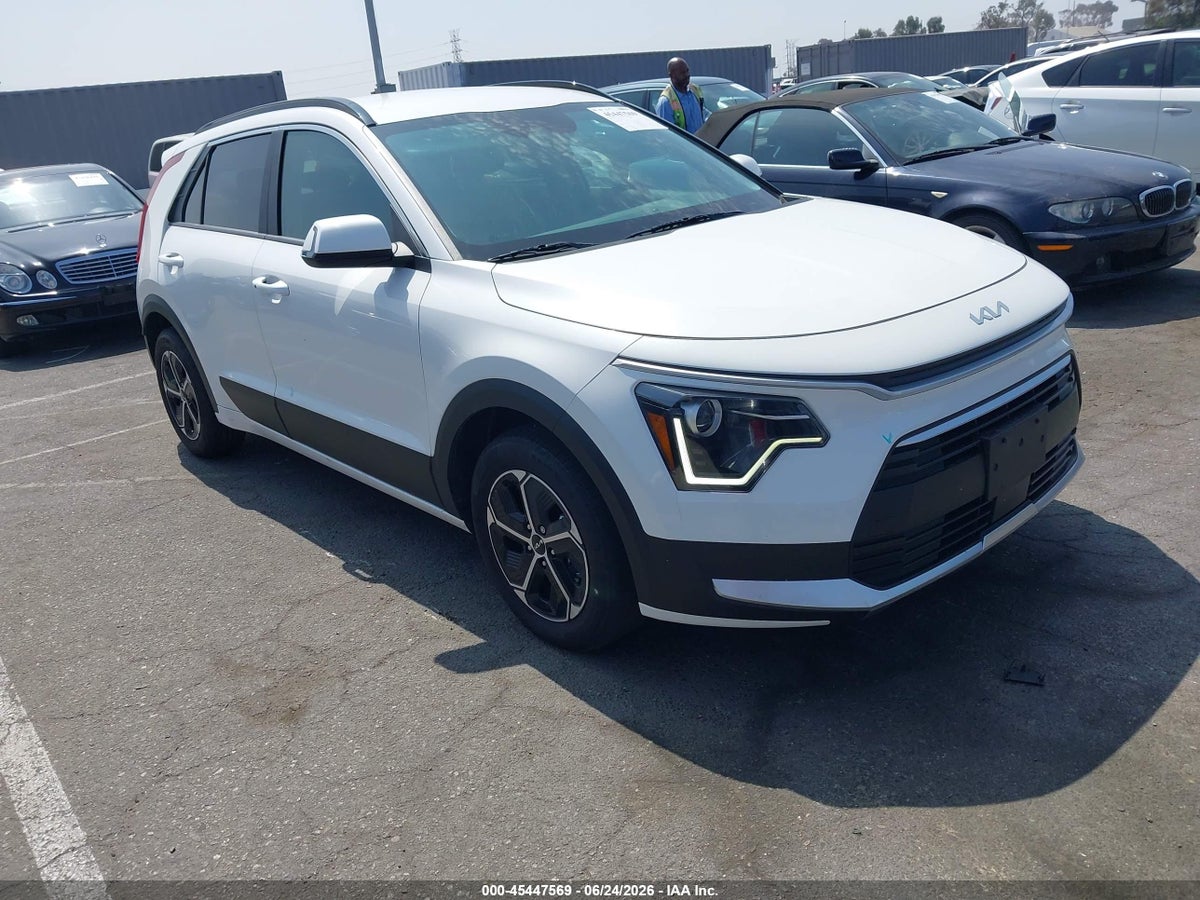 2025 KIA NIRO EX