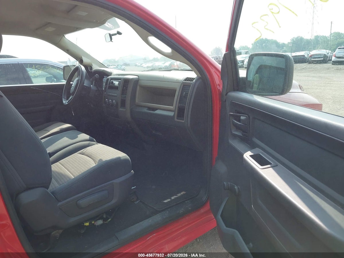 2012 RAM 1500 ST — снимка 5