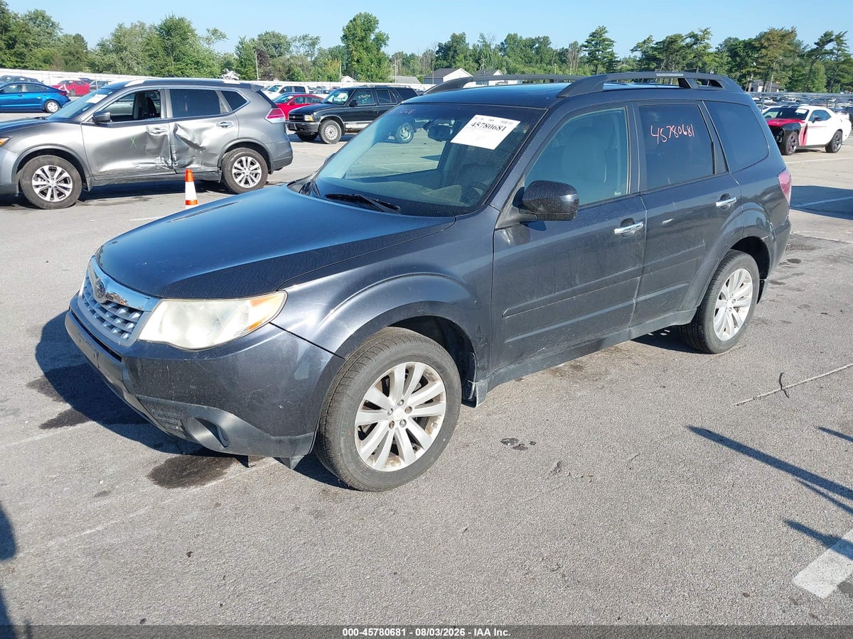 2013 SUBARU FORESTER 2.5X LIMITED — снимка 2