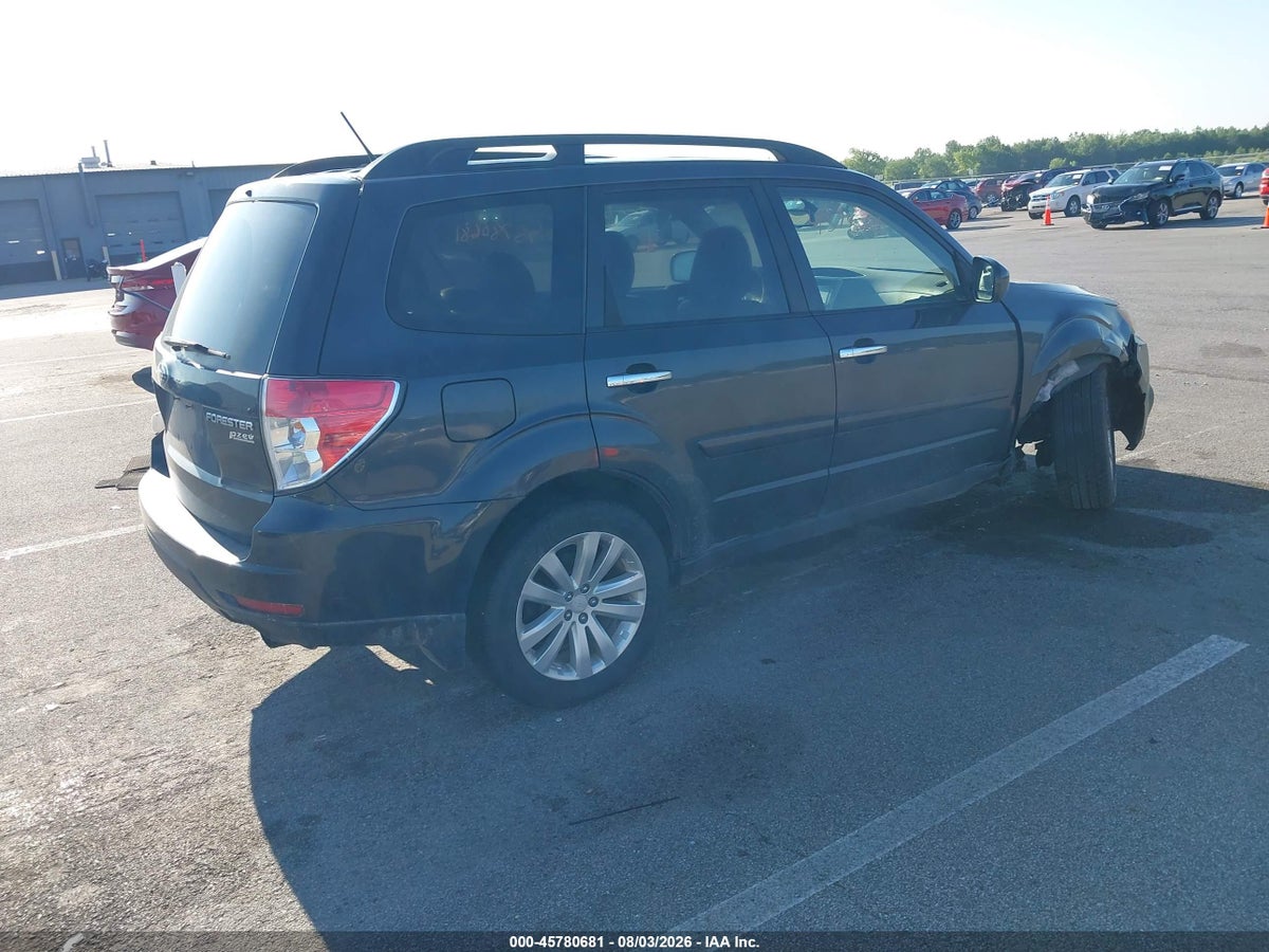 2013 SUBARU FORESTER 2.5X LIMITED — снимка 4