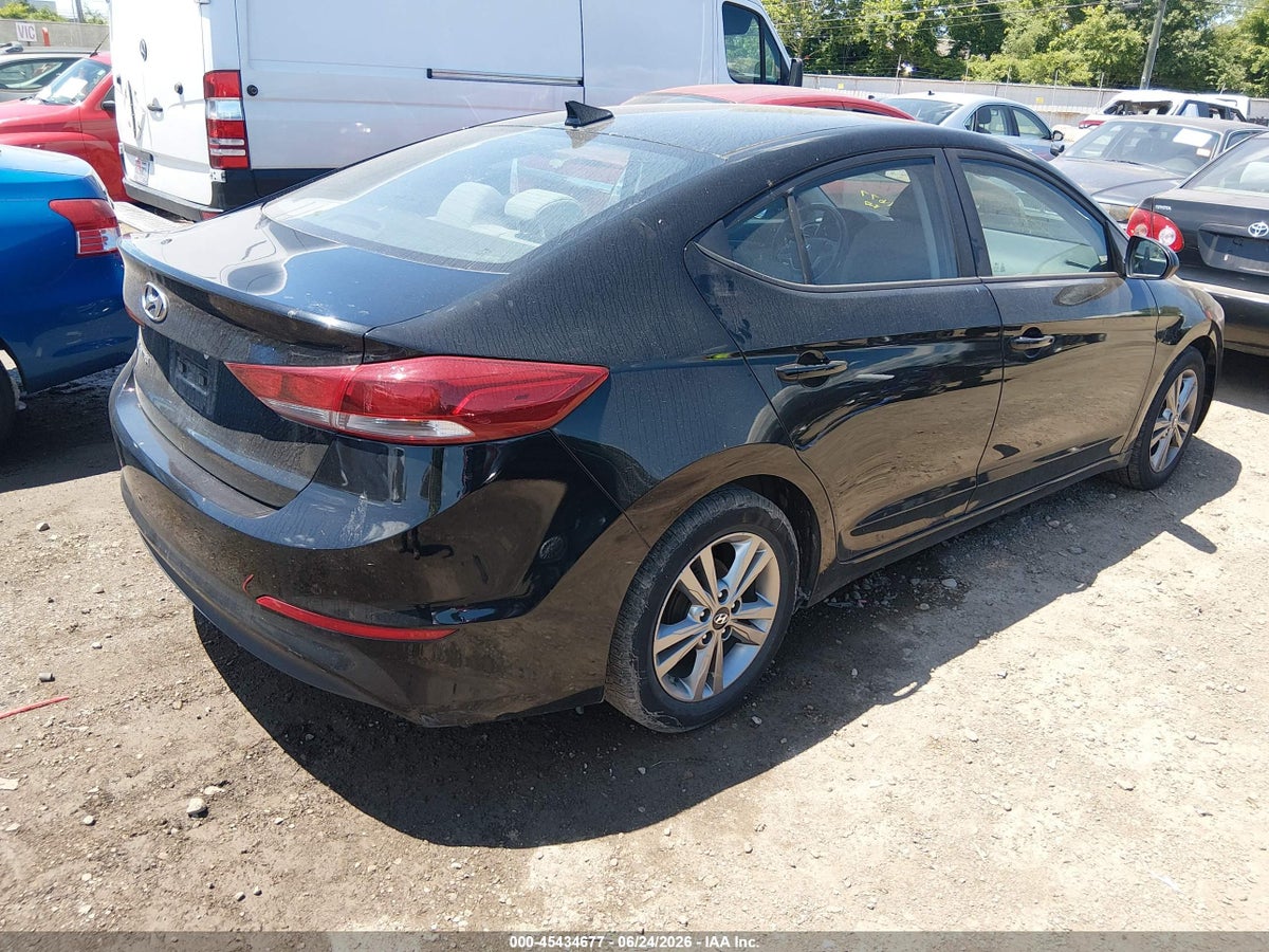 2017 HYUNDAI ELANTRA SE — снимка 4