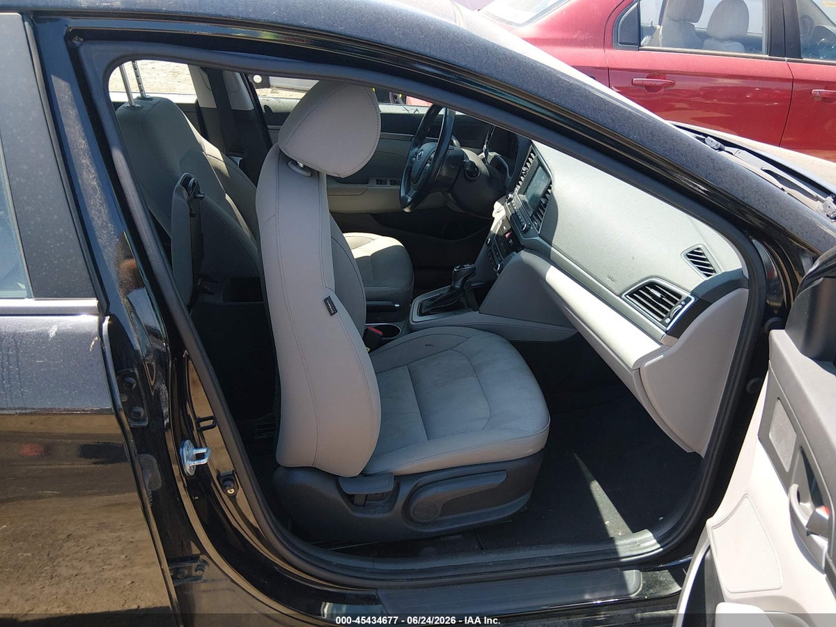2017 HYUNDAI ELANTRA SE — снимка 5
