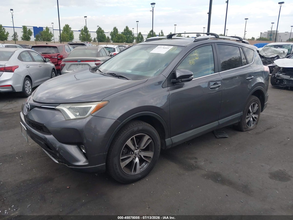 2016 TOYOTA RAV4 XLE — снимка 2