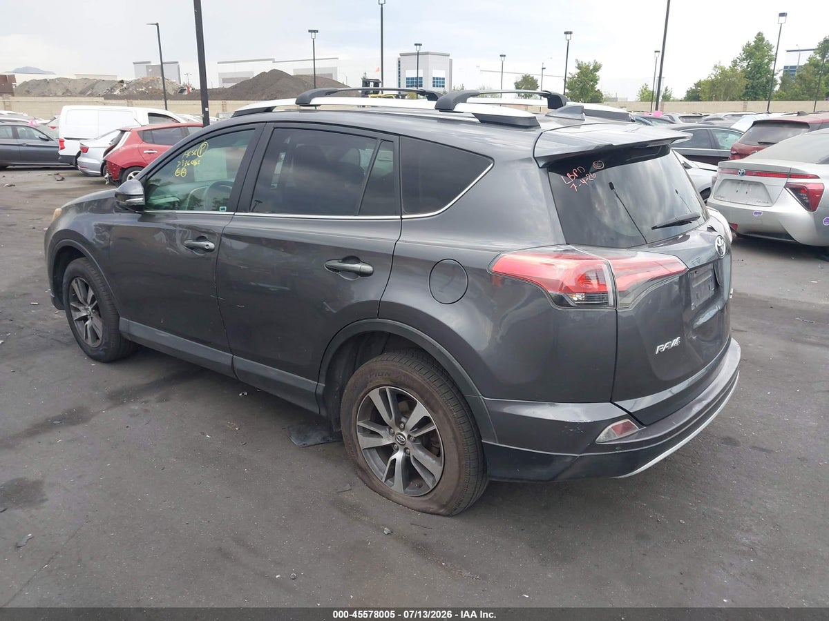 2016 TOYOTA RAV4 XLE — снимка 3