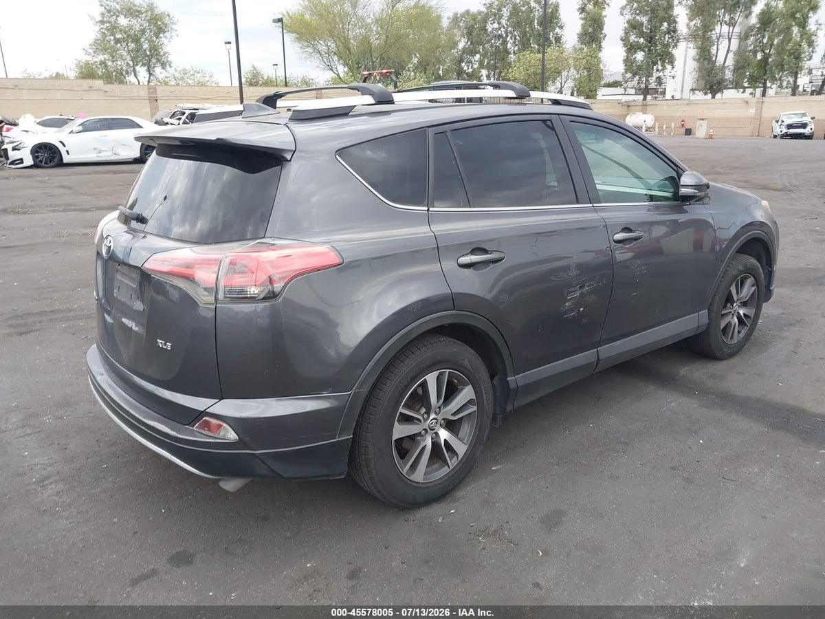 2016 TOYOTA RAV4 XLE — снимка 4