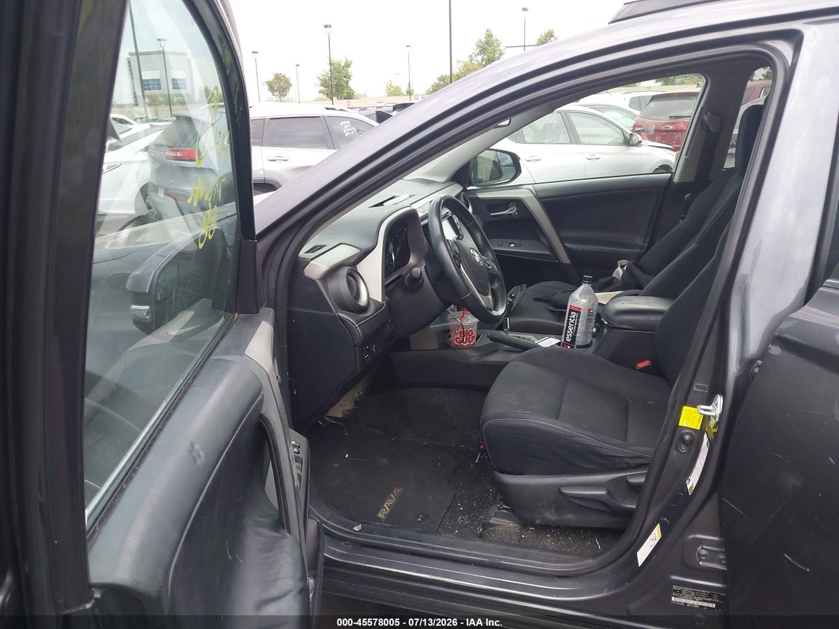 2016 TOYOTA RAV4 XLE — снимка 5