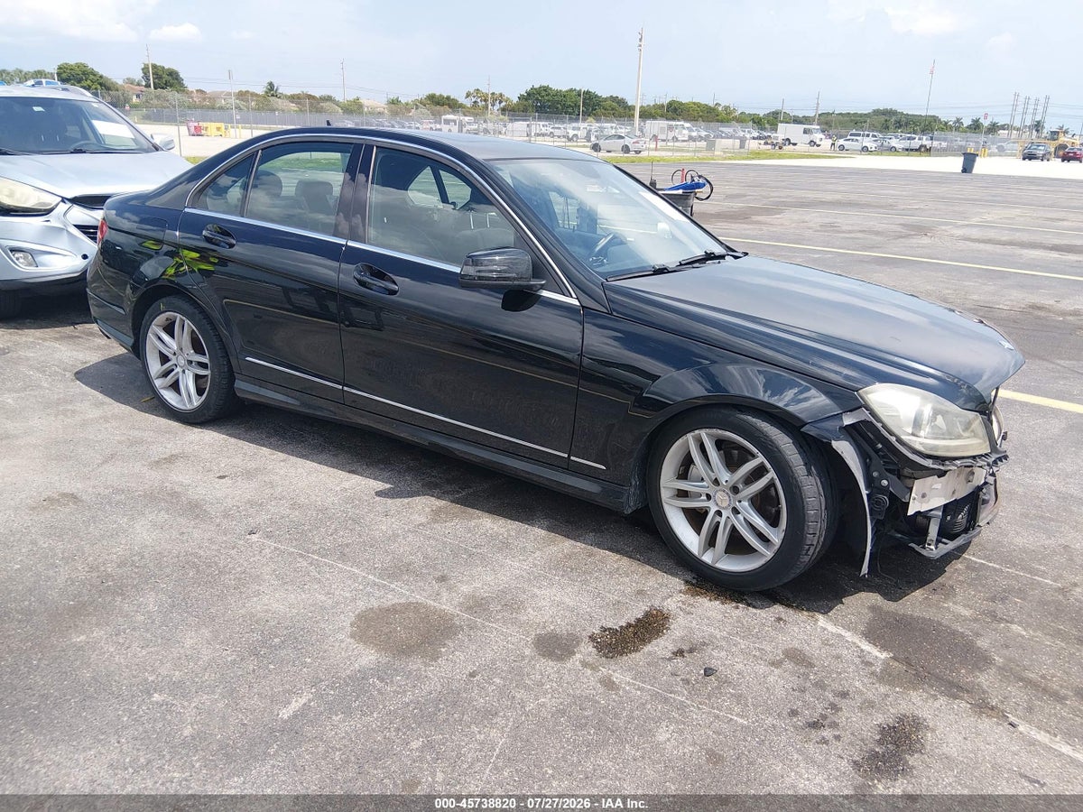 2014 MERCEDES-BENZ C 250 SPORT