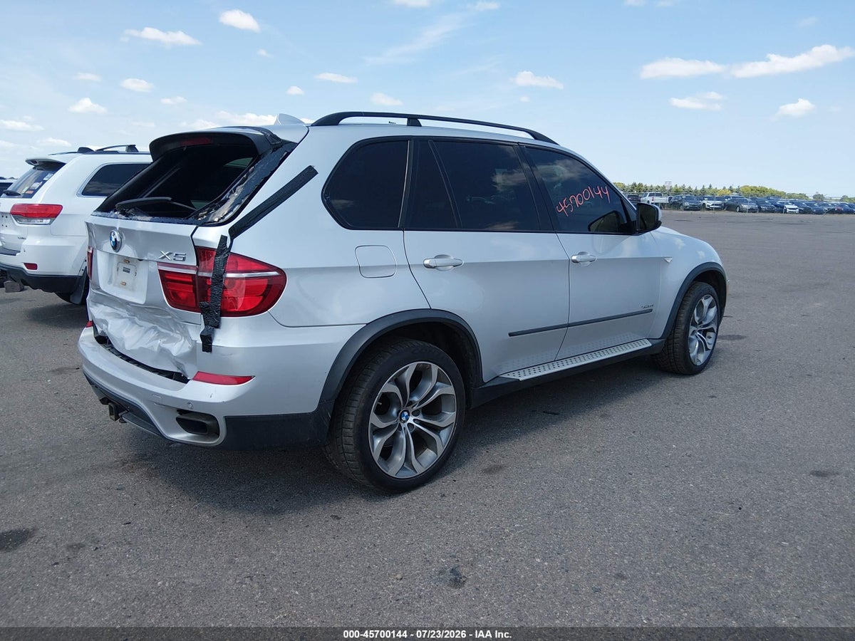 2011 BMW X5 XDRIVE50I — снимка 4