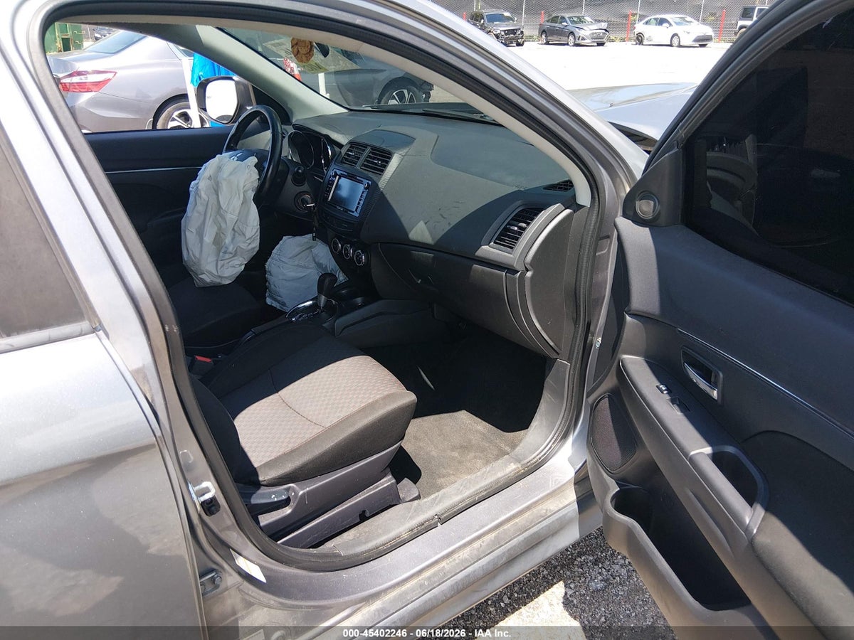 2017 MITSUBISHI OUTLANDER SPORT 2.0 ES/2.0 LE — снимка 5