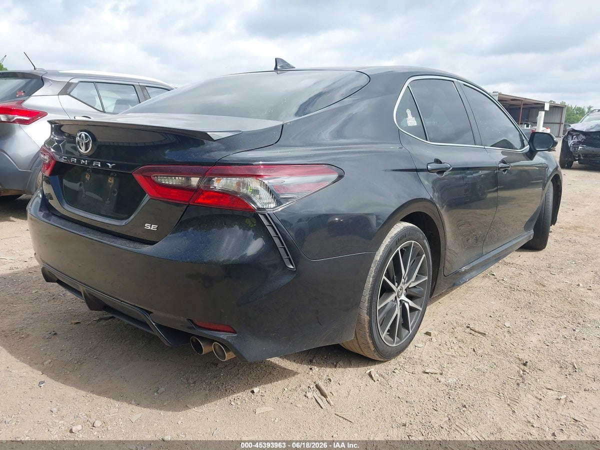2021 TOYOTA CAMRY SE — снимка 4