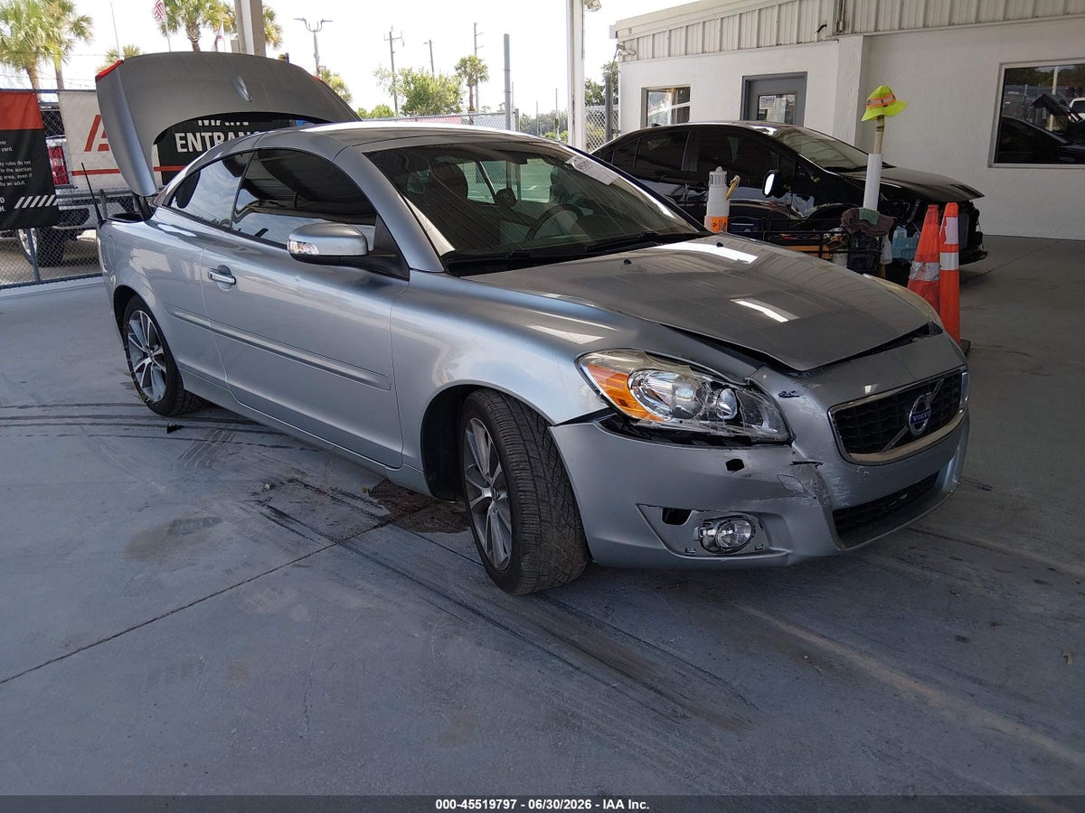 2013 VOLVO C70 T5
