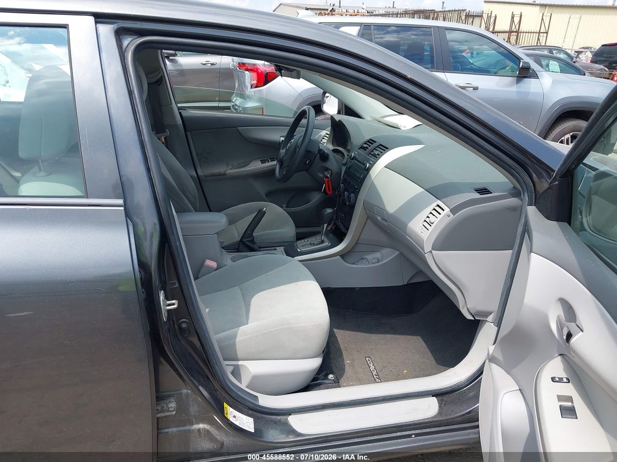 2010 TOYOTA COROLLA LE — снимка 5