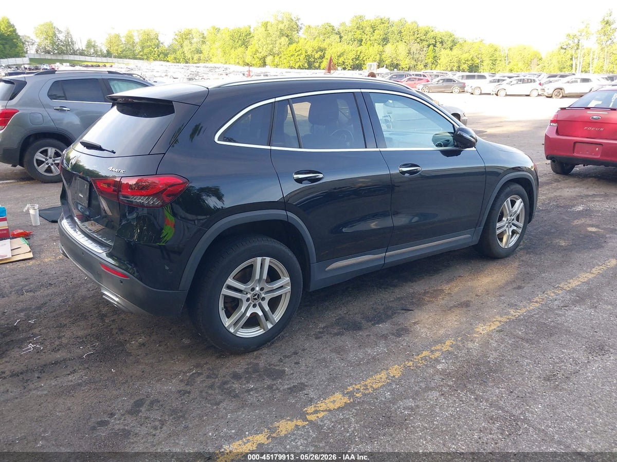 2022 MERCEDES-BENZ GLA 250 4MATIC — снимка 4