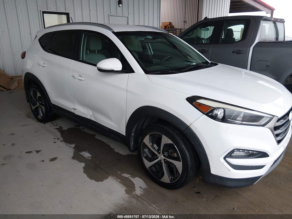 2016 HYUNDAI TUCSON SPORT