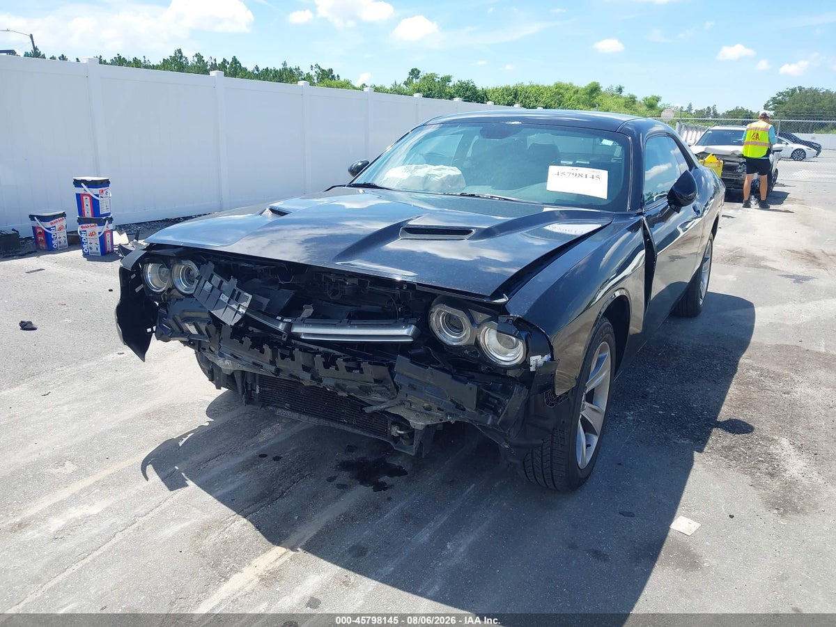 2016 DODGE CHALLENGER SXT — снимка 2