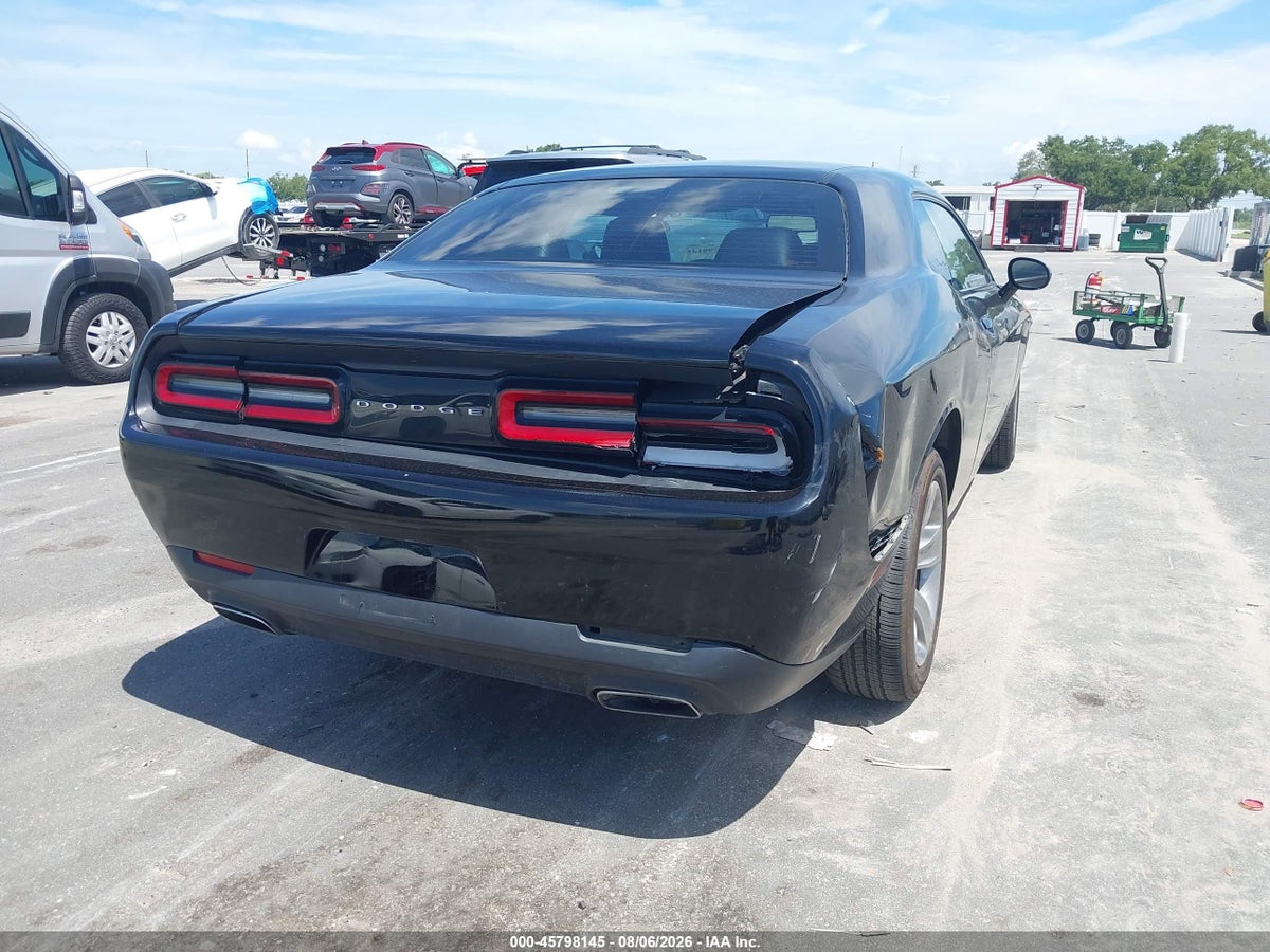 2016 DODGE CHALLENGER SXT — снимка 4