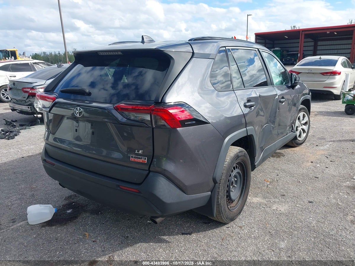 2021 TOYOTA RAV4 LE — снимка 4