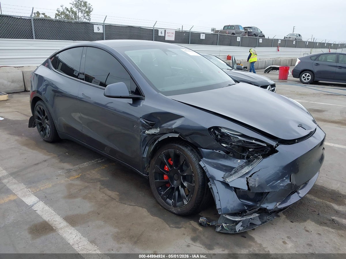 2023 TESLA MODEL Y RWD