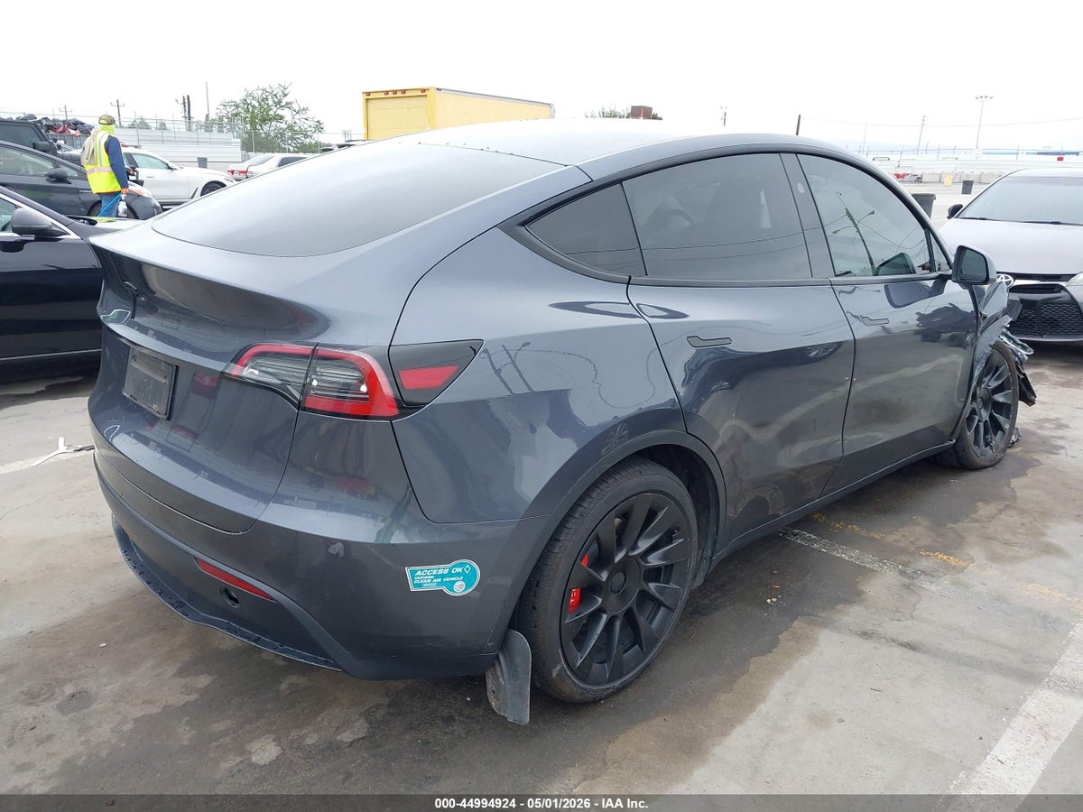 2023 TESLA MODEL Y RWD — снимка 4
