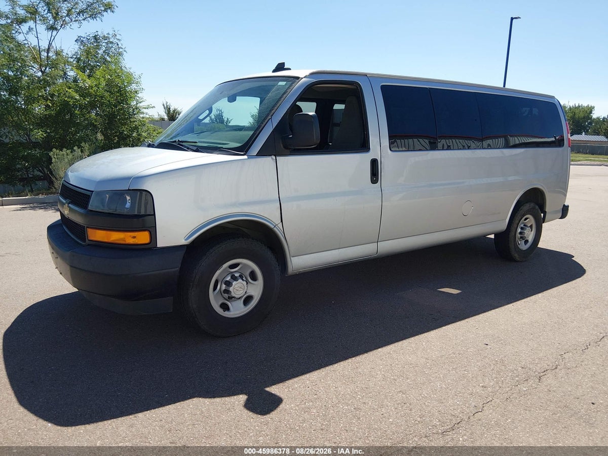 2019 CHEVROLET EXPRESS 3500 LS — снимка 2
