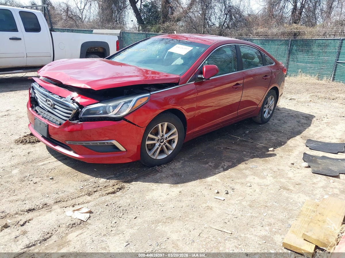2015 HYUNDAI SONATA SE — снимка 2