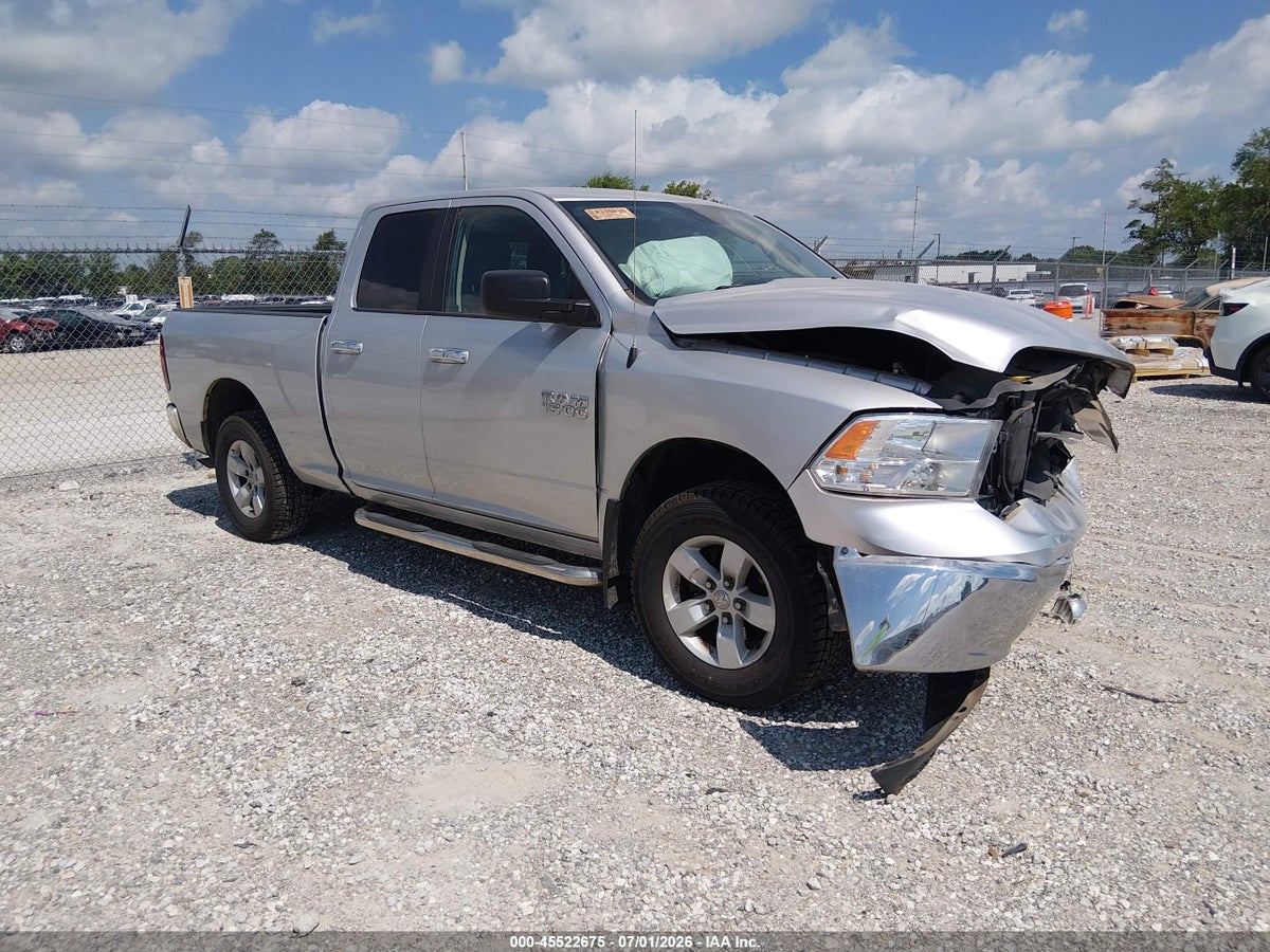 2017 RAM 1500 SLT 4X4 6'4 BOX