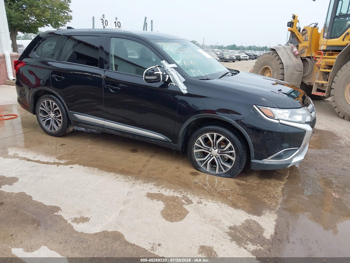 2017 MITSUBISHI OUTLANDER SE