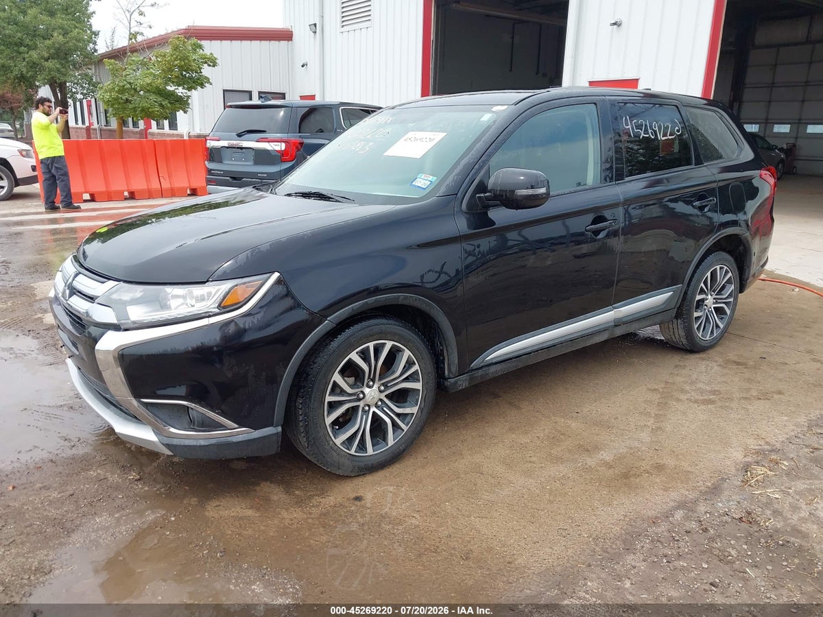 2017 MITSUBISHI OUTLANDER SE — снимка 2