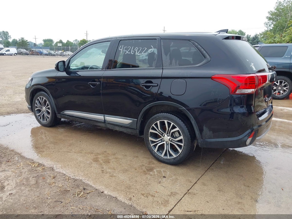 2017 MITSUBISHI OUTLANDER SE — снимка 3