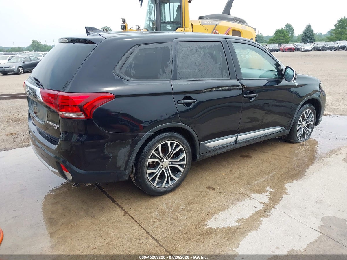 2017 MITSUBISHI OUTLANDER SE — снимка 4