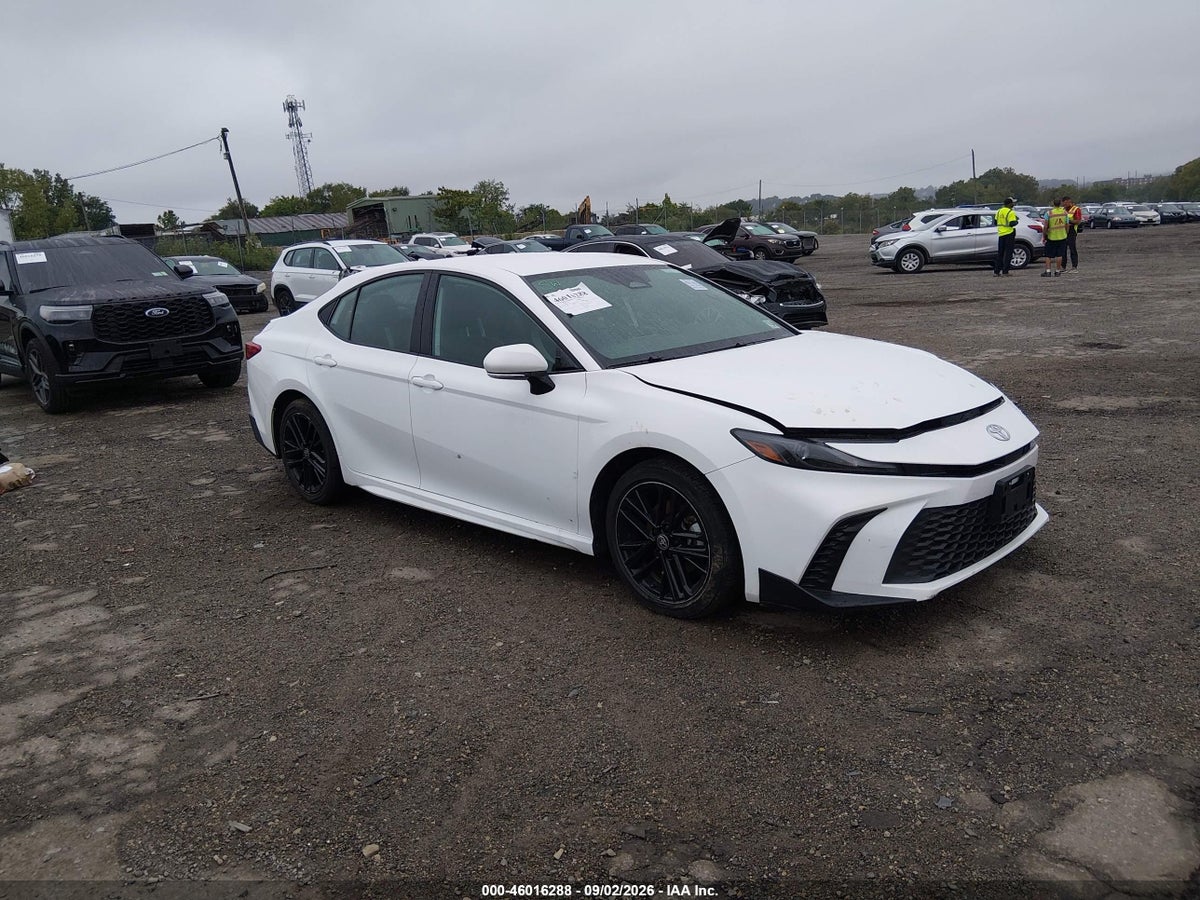 2025 TOYOTA CAMRY SE