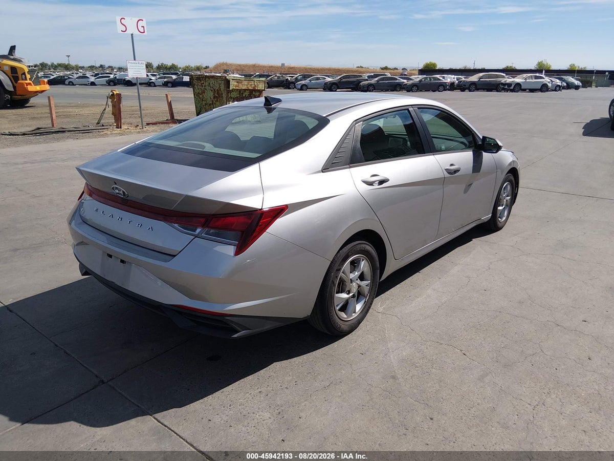 2021 HYUNDAI ELANTRA SE — снимка 4