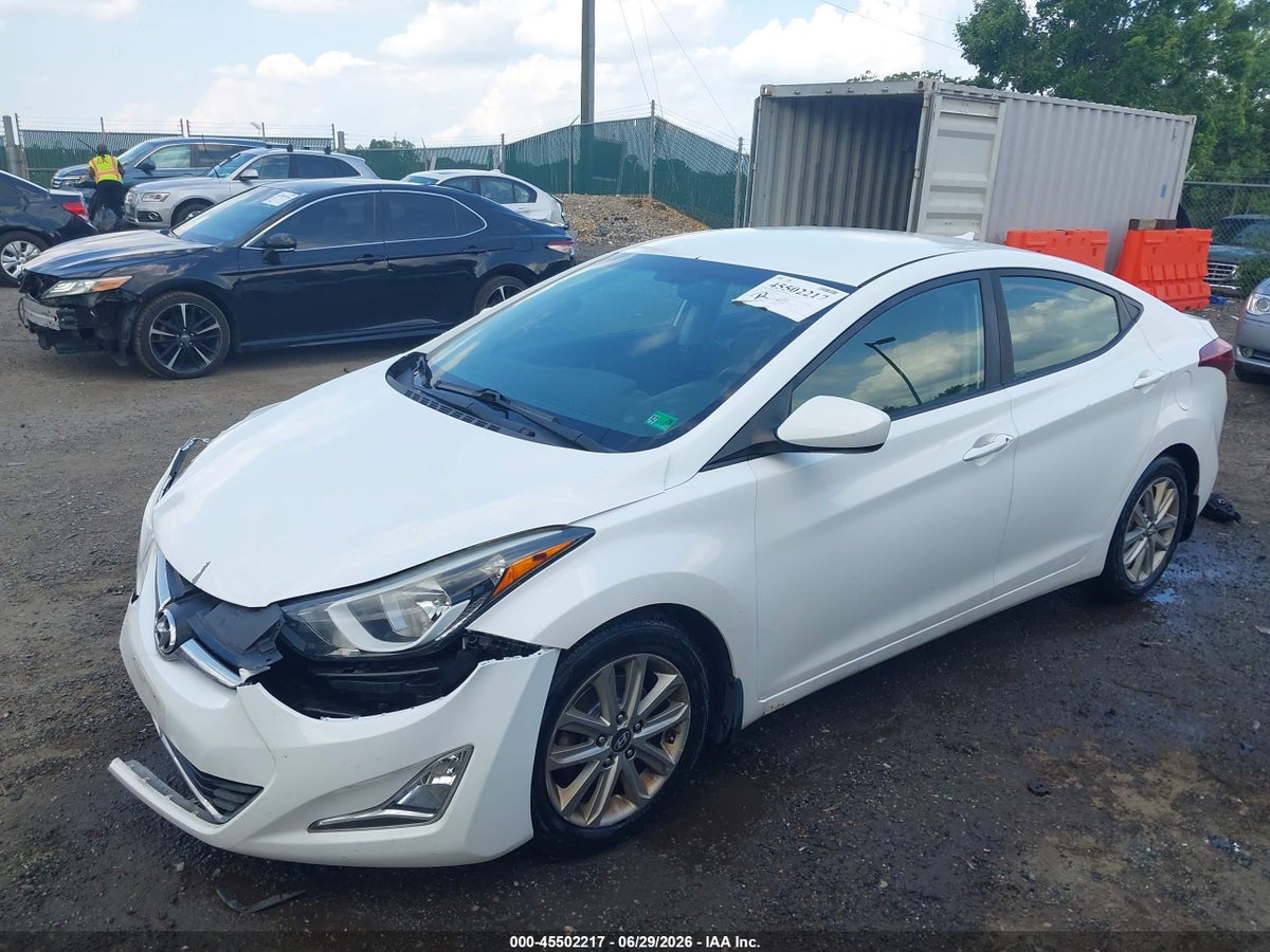 2016 HYUNDAI ELANTRA SE — снимка 2