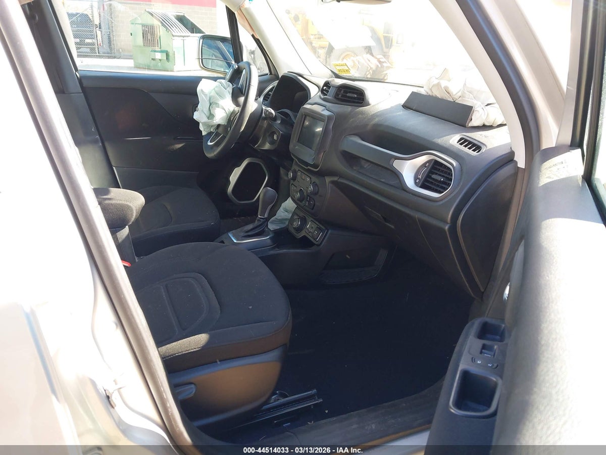 2018 JEEP RENEGADE LATITUDE 4X4 — снимка 5