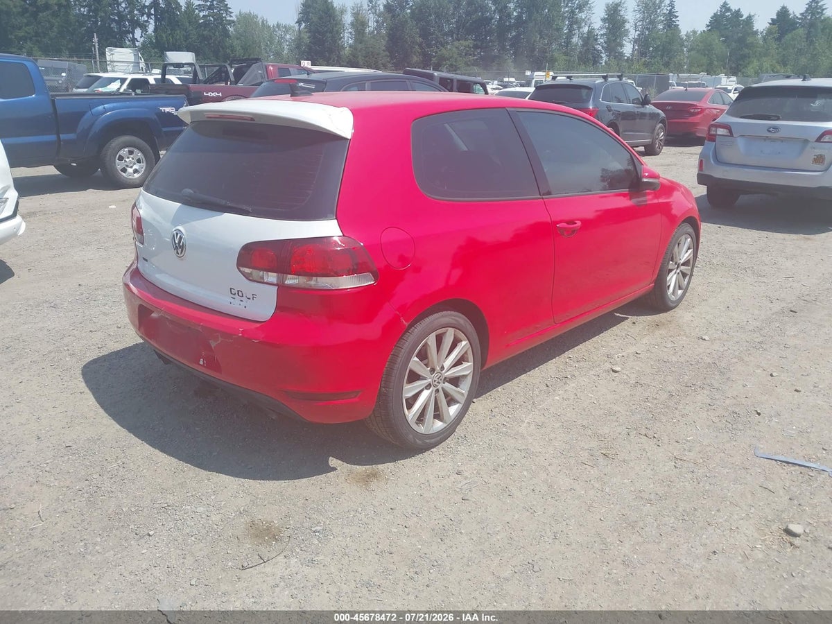 2013 VOLKSWAGEN GOLF 2.0L TDI 2-DOOR — снимка 4