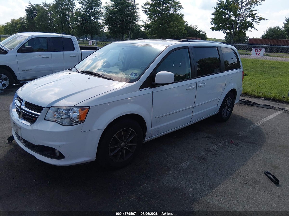 2017 DODGE GRAND CARAVAN SXT — снимка 2