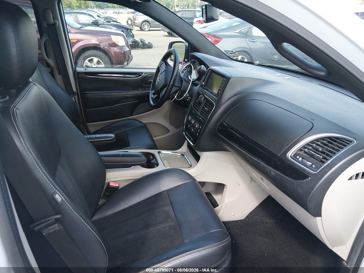 2017 DODGE GRAND CARAVAN SXT — снимка 5