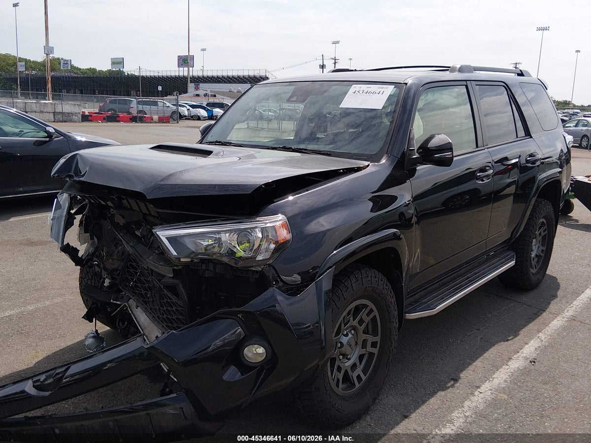 2020 TOYOTA 4RUNNER VENTURE SPECIAL EDITION — снимка 2